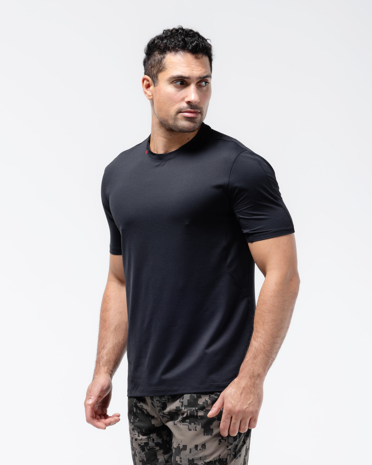 Black Crest Men's Rival Training Tee in Black, view 3