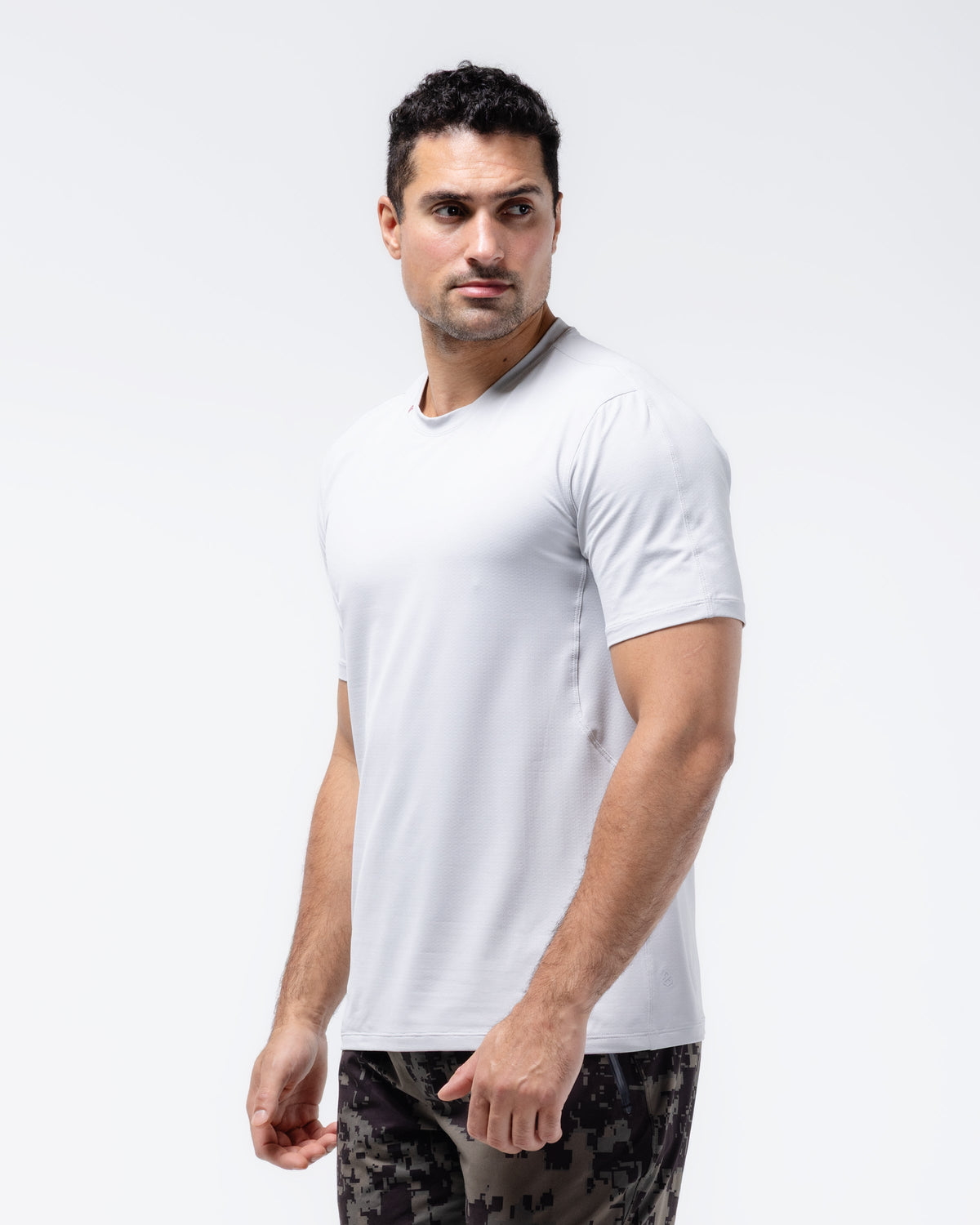 Black Crest Men's Rival Training Tee in Light Grey, view 3