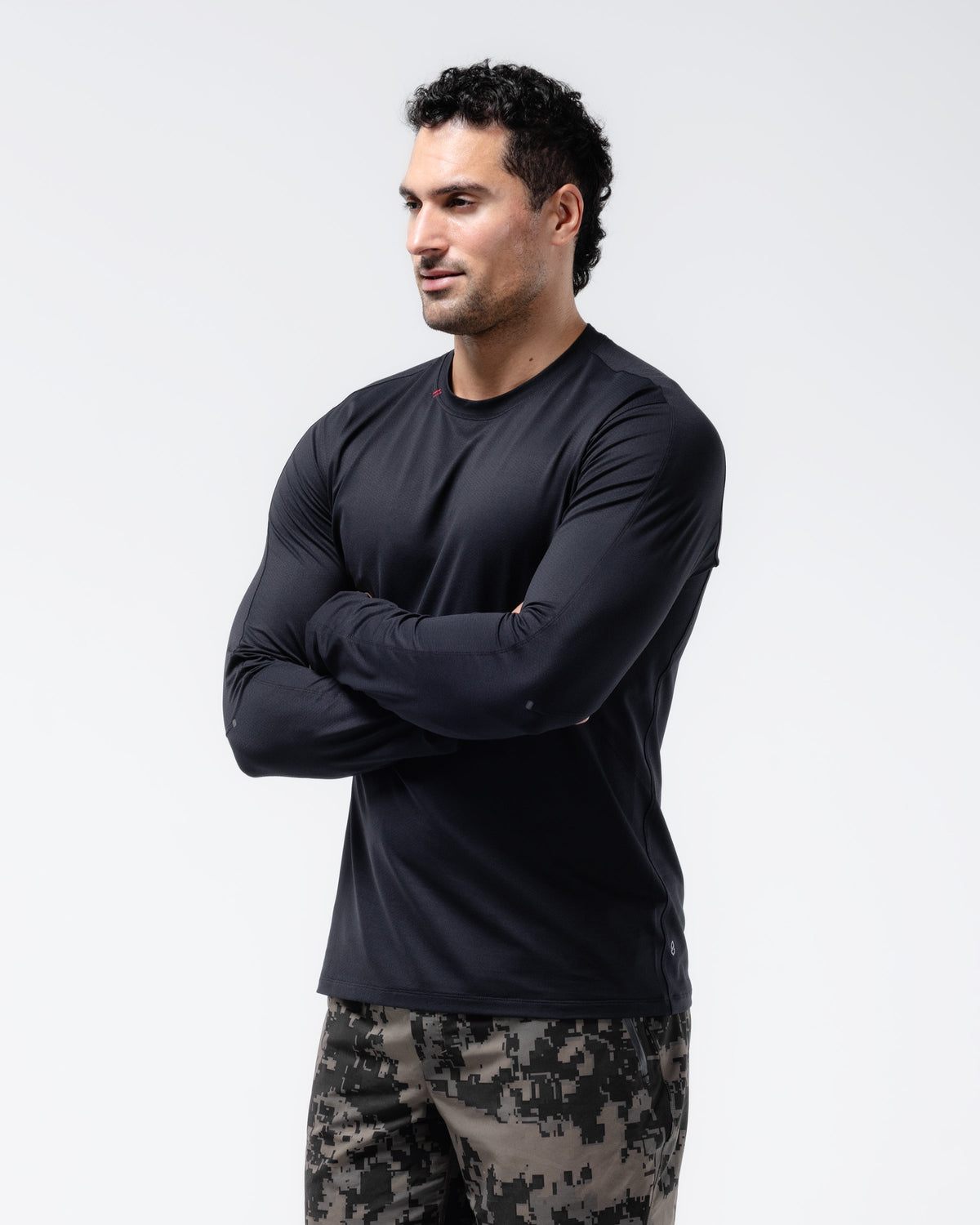 Black Crest Men's Rival Long Sleeve Training Tee in Black, view 3