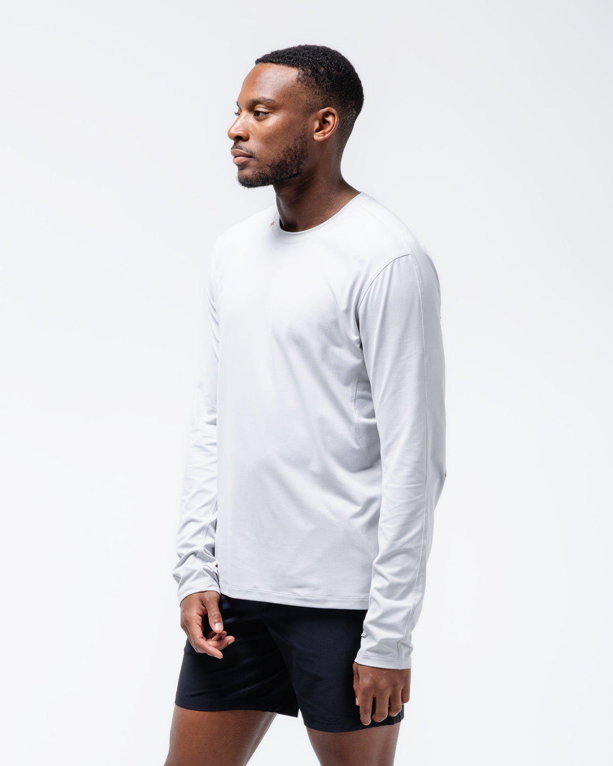 Black Crest Men's Rival Long Sleeve Training Tee in Light Grey, view 3