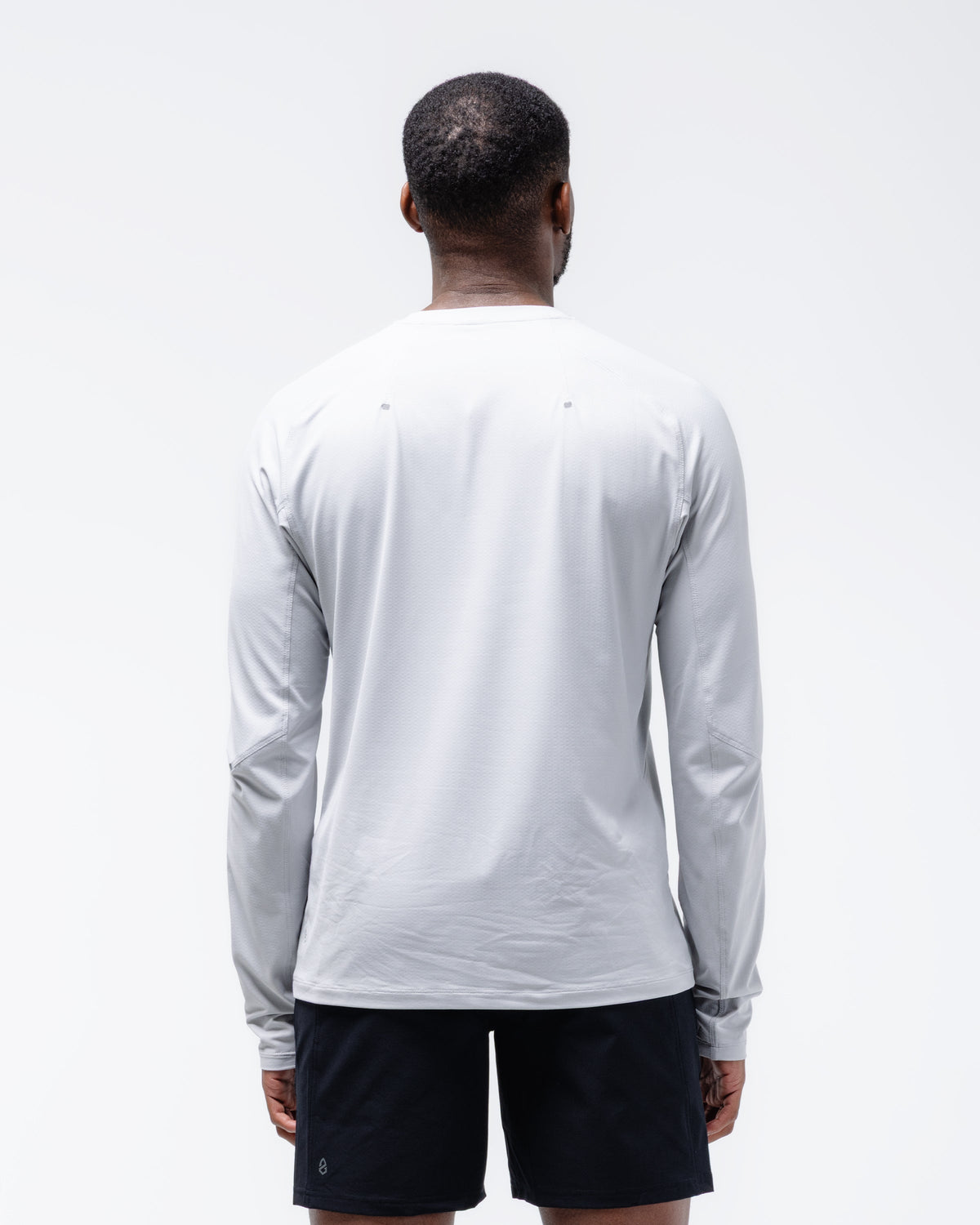 Black Crest Men's Rival Long Sleeve Training Tee in Light Grey, view 4