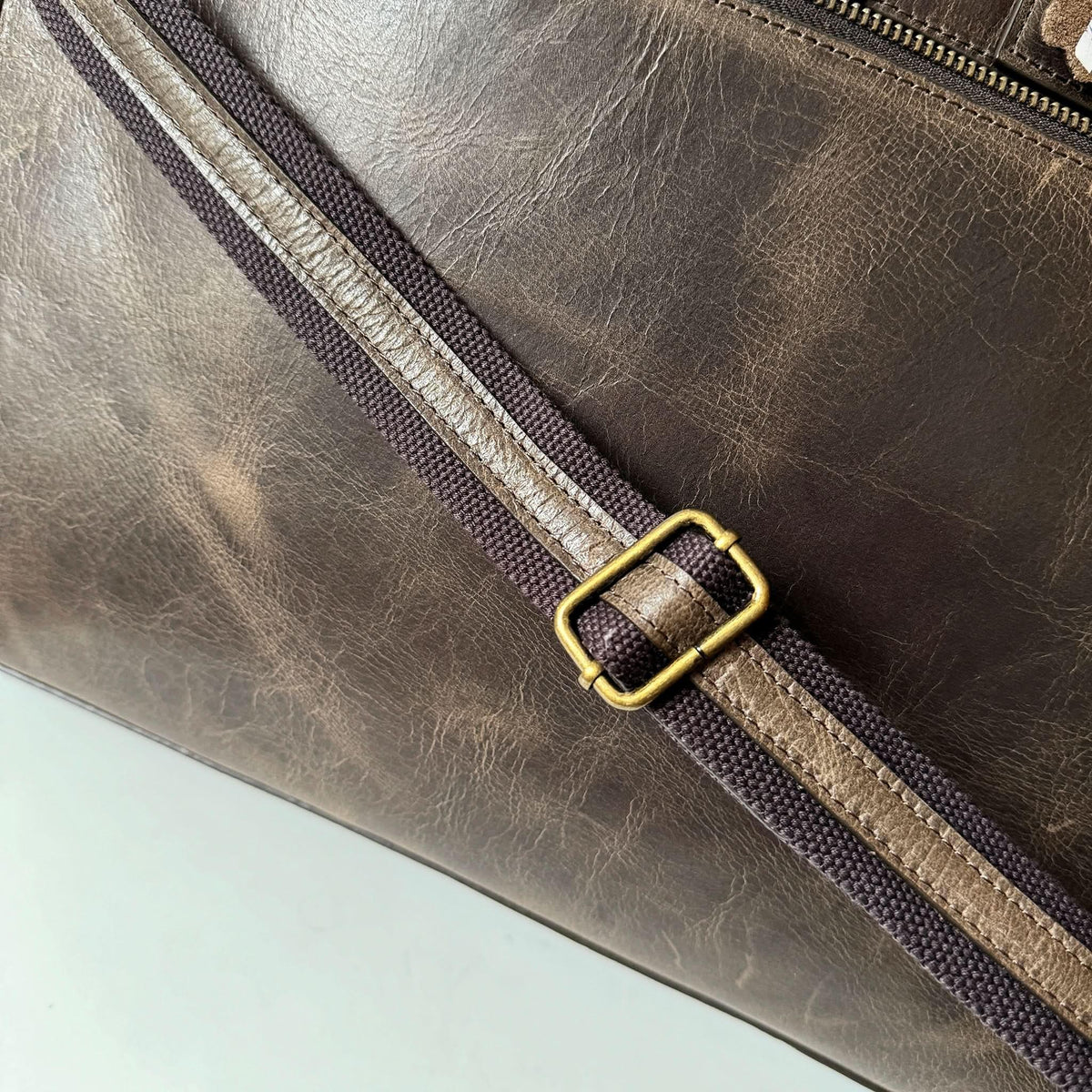 Miami Leathers Crazy Horse leather 16 inch briefcase, brown, image 7 of 9