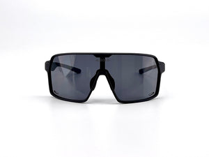 BOLD Shadows wrap sunglasses in black, view 2