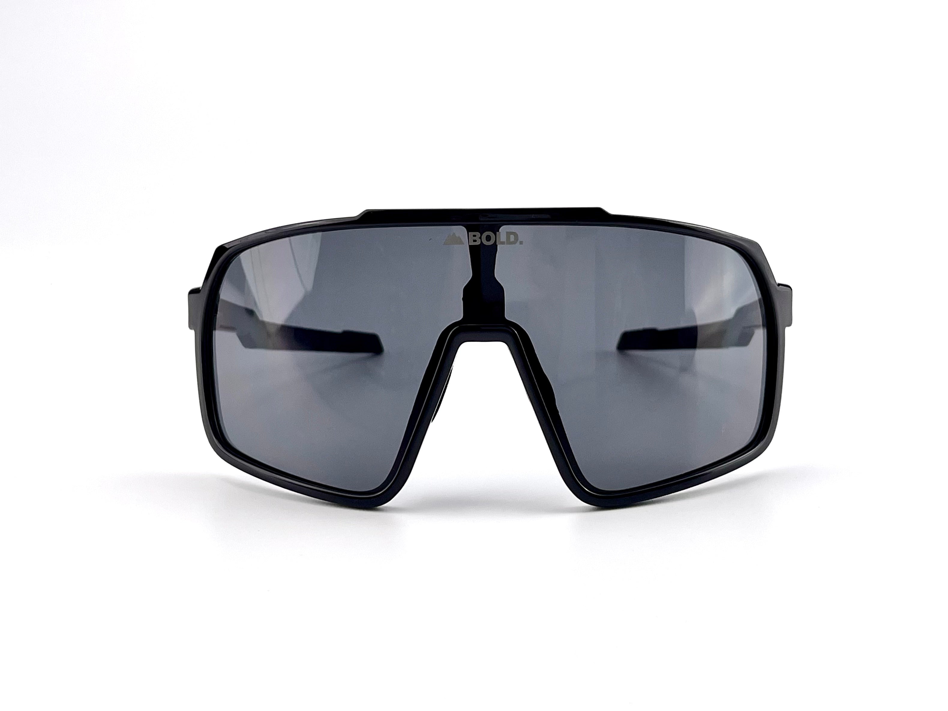 BOLD Slayers oversized sunglasses in black, view 2