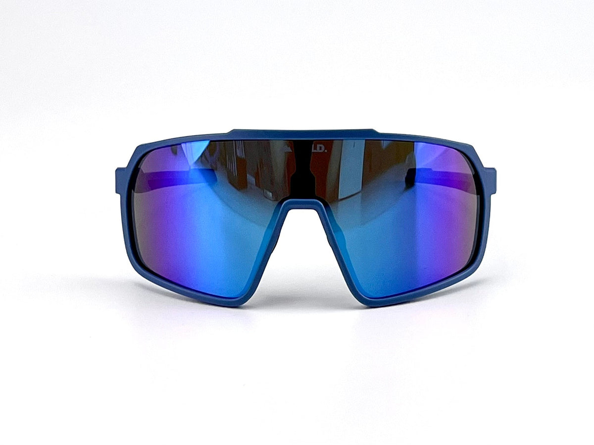 BOLD Slayers oversized sunglasses in blue, view 2
