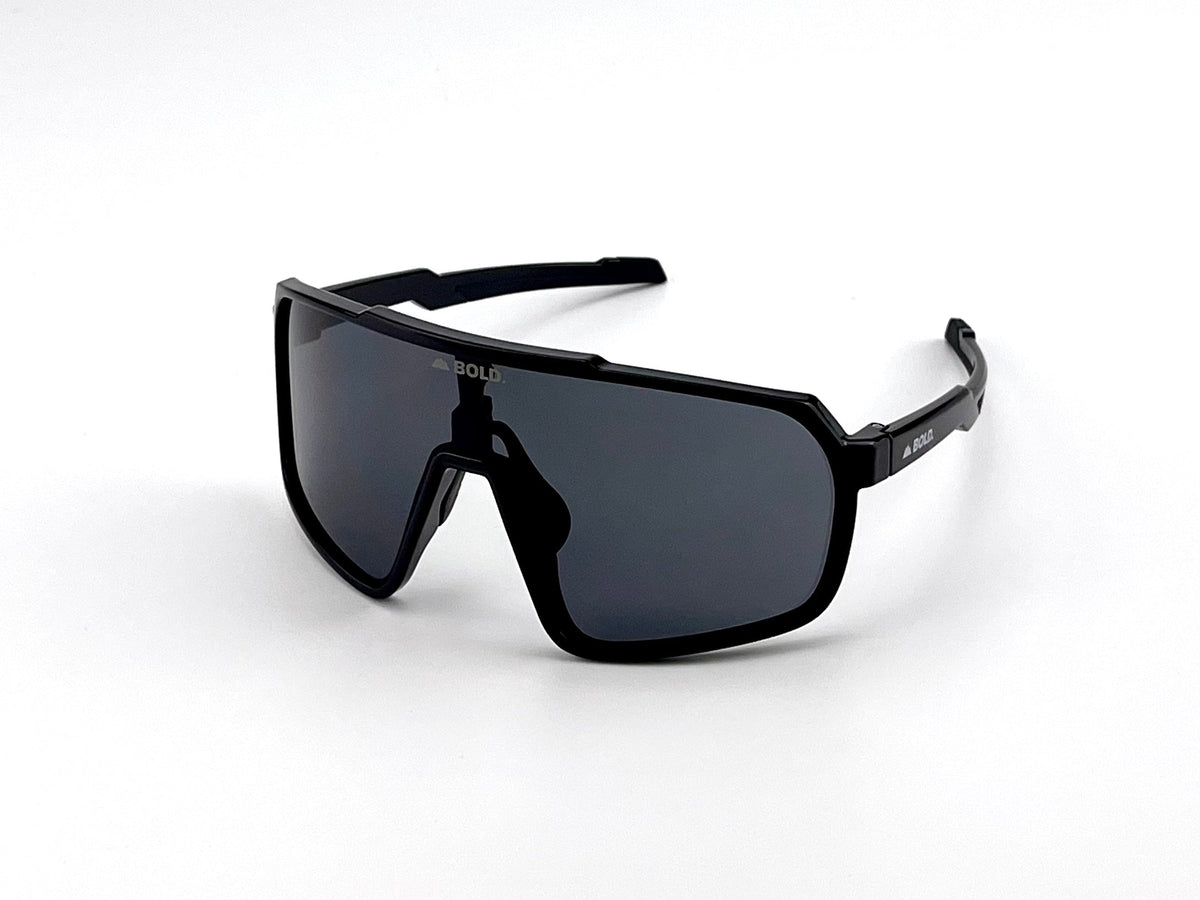 BOLD Slayers oversized sunglasses in black, view 1