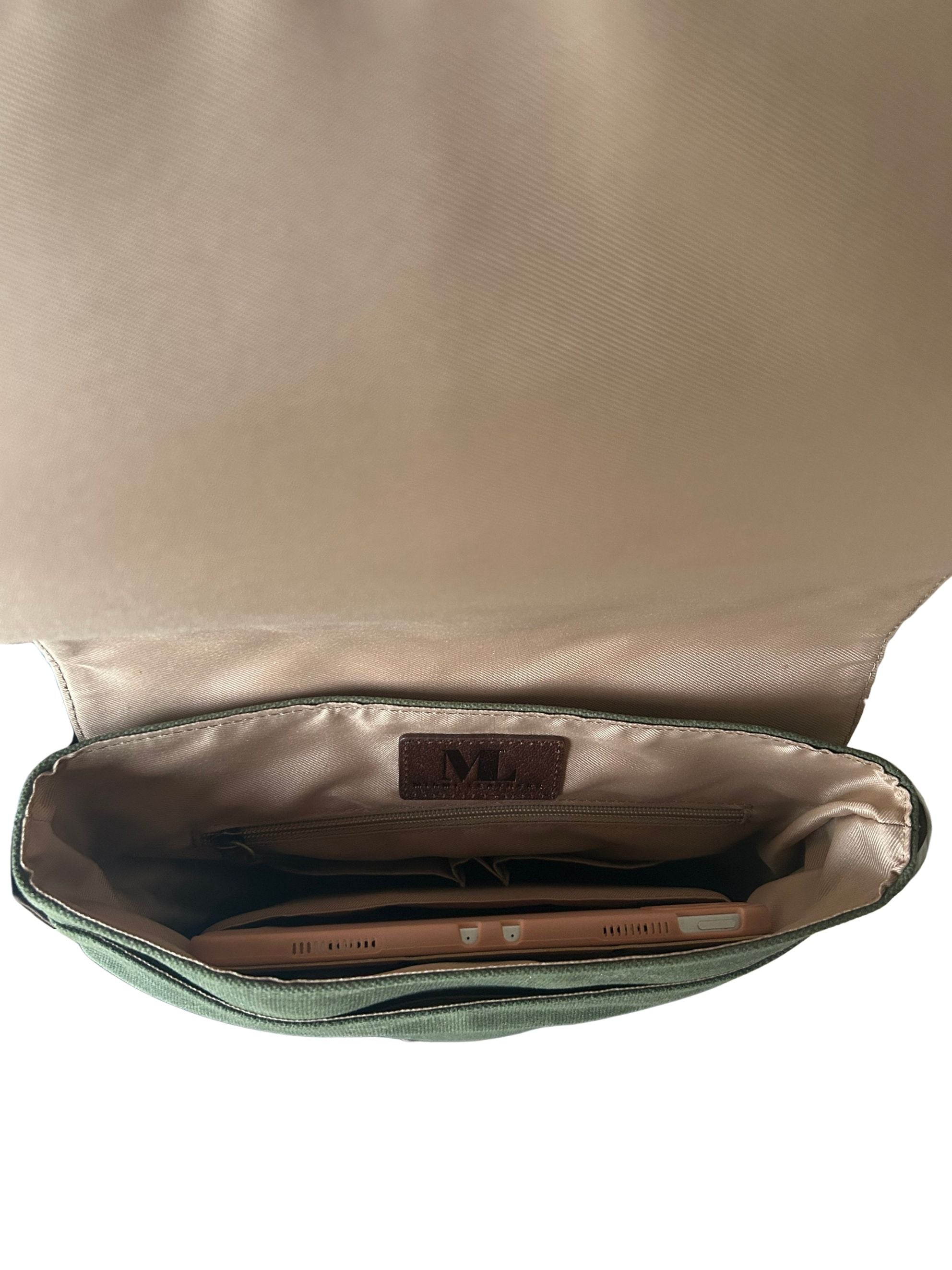Miami Leathers Maxwell compact waxed canvas messenger bag, image 8 of 10
