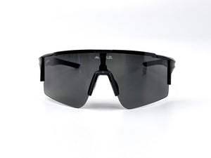 BOLD Wavelength photochromic shield sunglasses in black, view 2