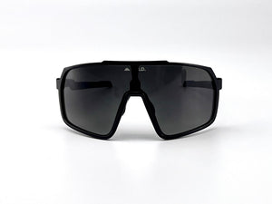BOLD Slayers oversized photochromic sunglasses in black, view 2
