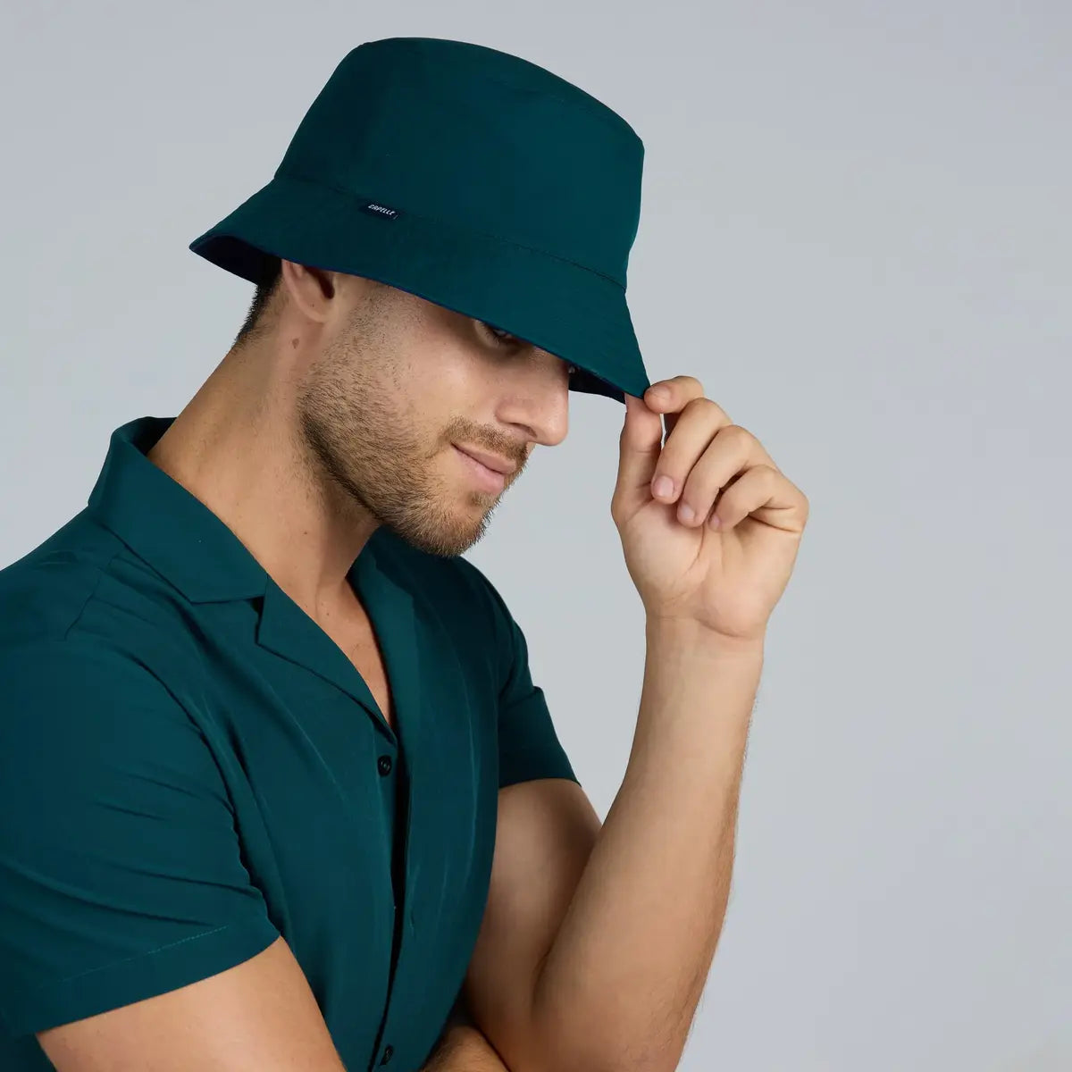 bucket hat green lifestyle